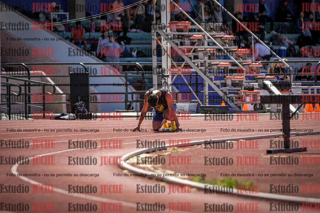 Fotos de los 400 m llanos de varones