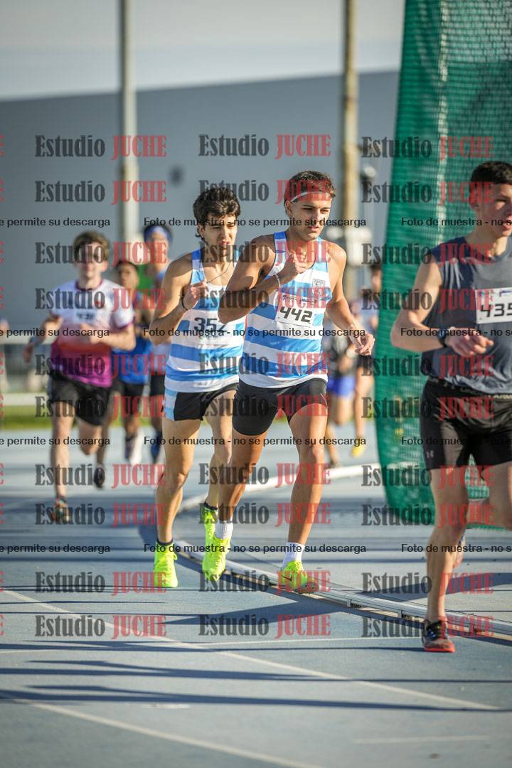 Fotos de los 1500 m llanos de varones