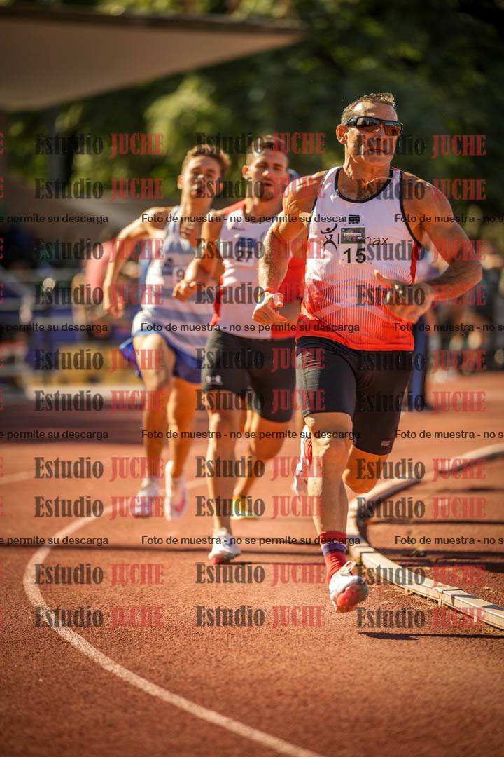 Fotos de los 800 m llanos de varones