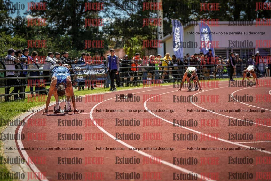 Fotos de los 400 m llanos de varones