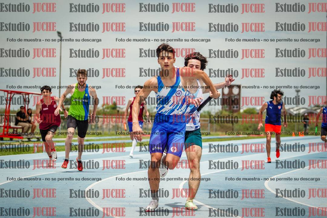 Fotos de las postas 4x200 m llanos de varones