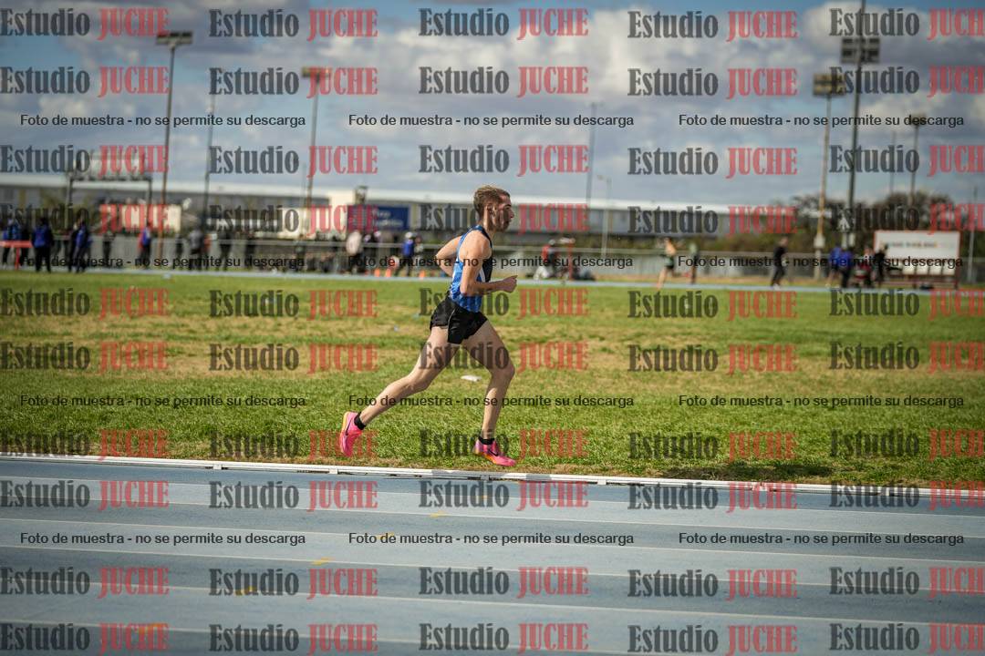 Fotos de los 5000 m llanos de varones