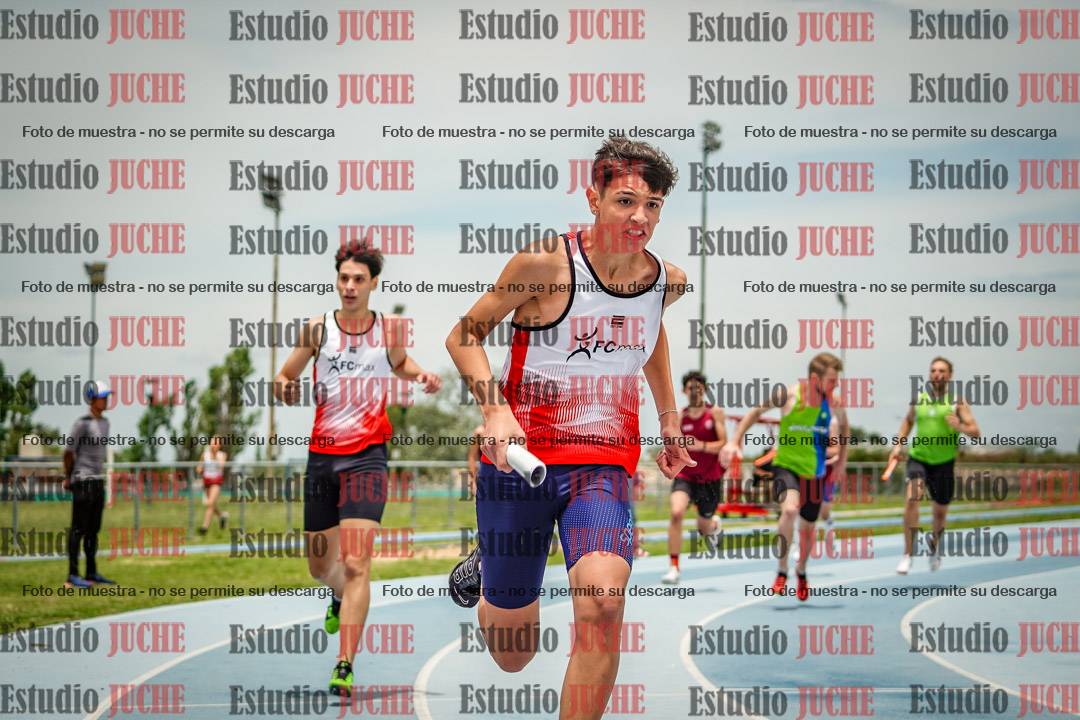 Fotos de las postas 4x200 m llanos de varones