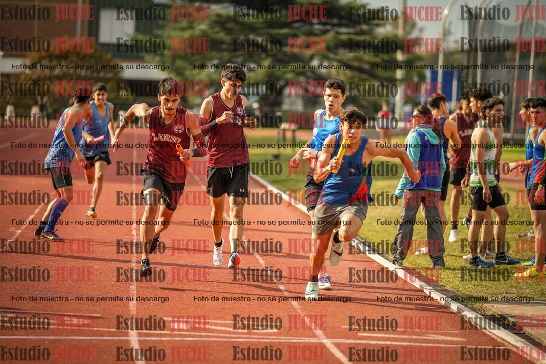 Fotos de las postas 4x400 m llanos de varones