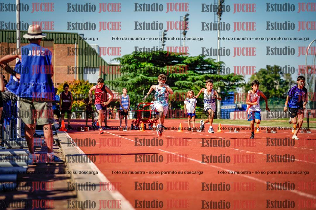 Fotos de los 50 m llanos de varones