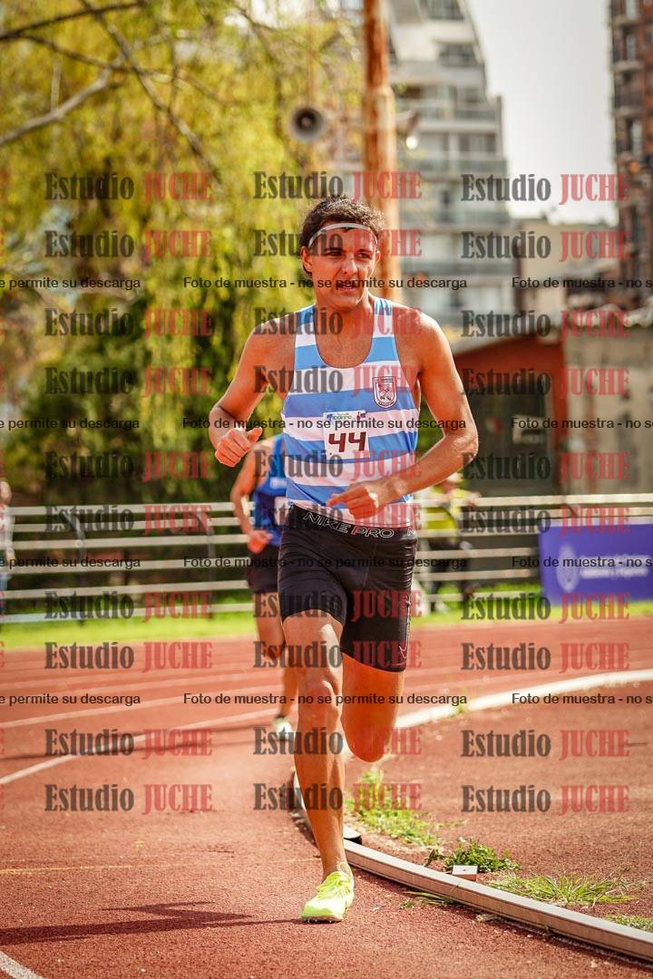 Fotos de los 3000 m llanos de varones