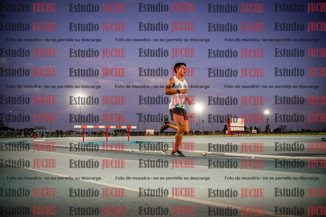 Fotos de los 3000 m llanos de varones