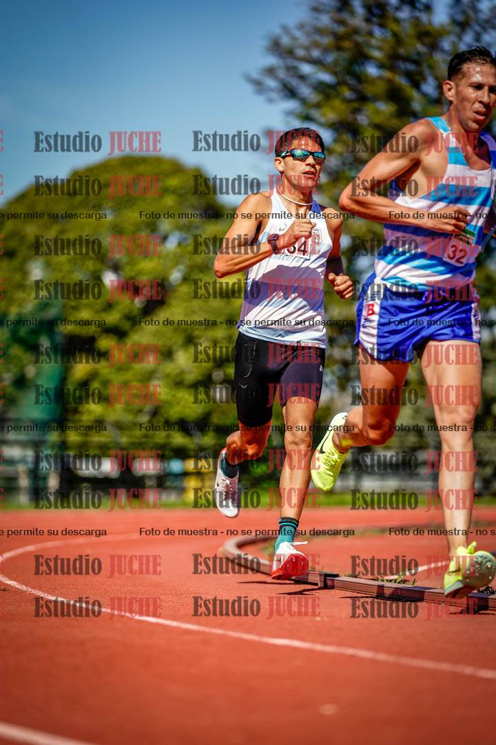Fotos de los 5000 m llanos de mujeres y varones