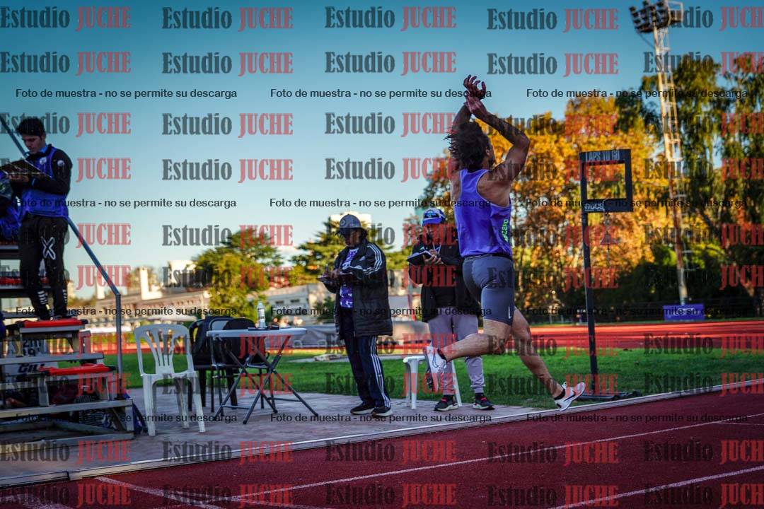 Fotos de los 3000 m llanos de varones
