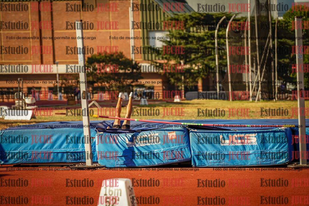 Fotos del salto en alto de varones