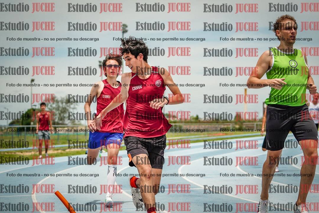 Fotos de las postas 4x200 m llanos de varones