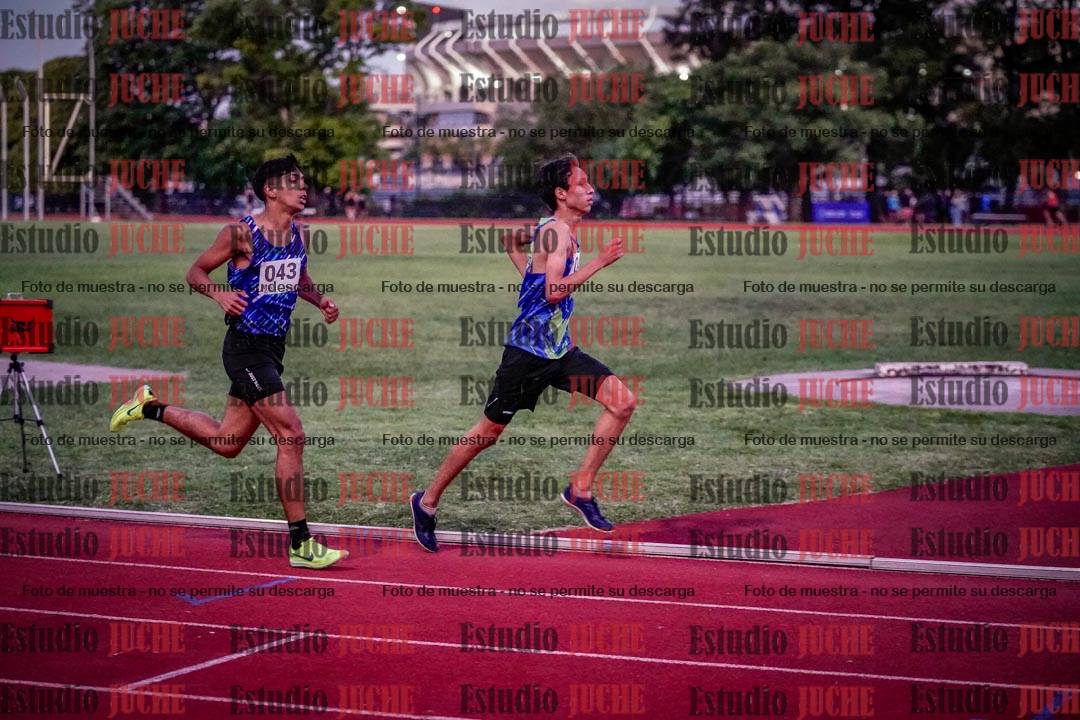Fotos de los 1500 m llanos de varones