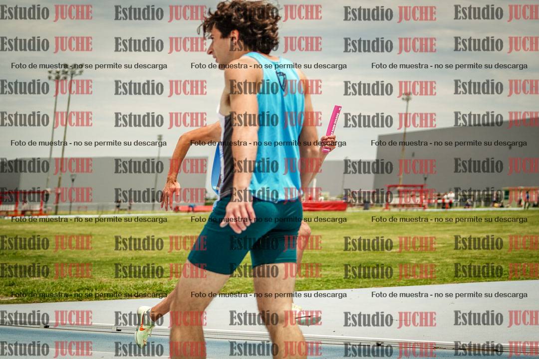 Fotos de las postas 4x200 m llanos de varones
