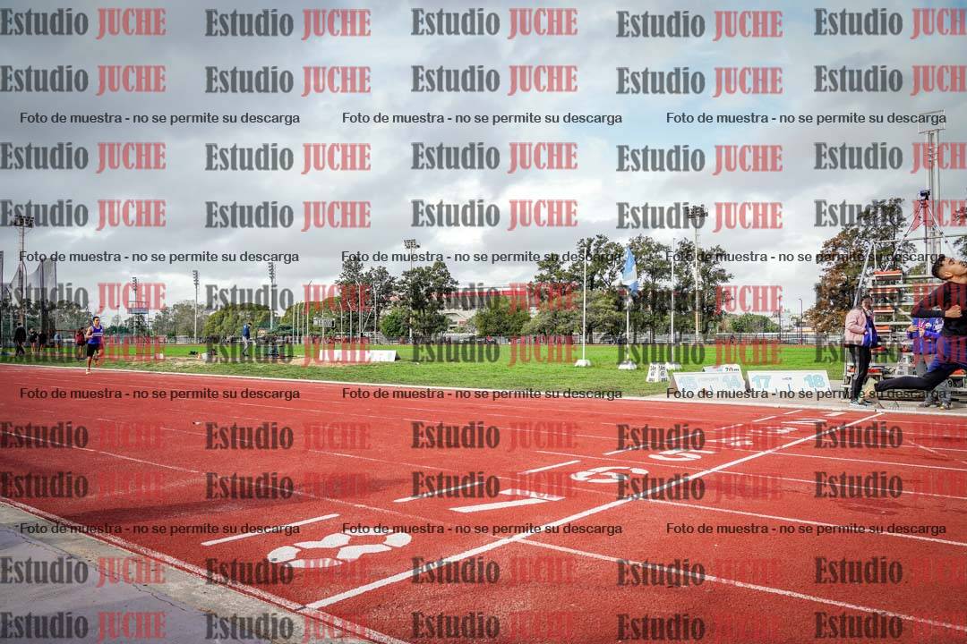 Fotos de los 400 m llanos de varones