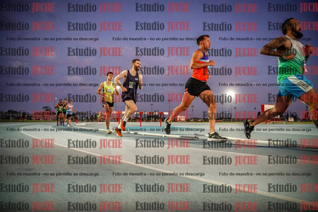 Fotos de los 3000 m llanos de varones