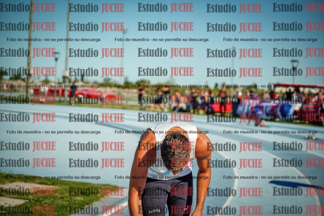 Fotos de los 400 m llanos de varones
