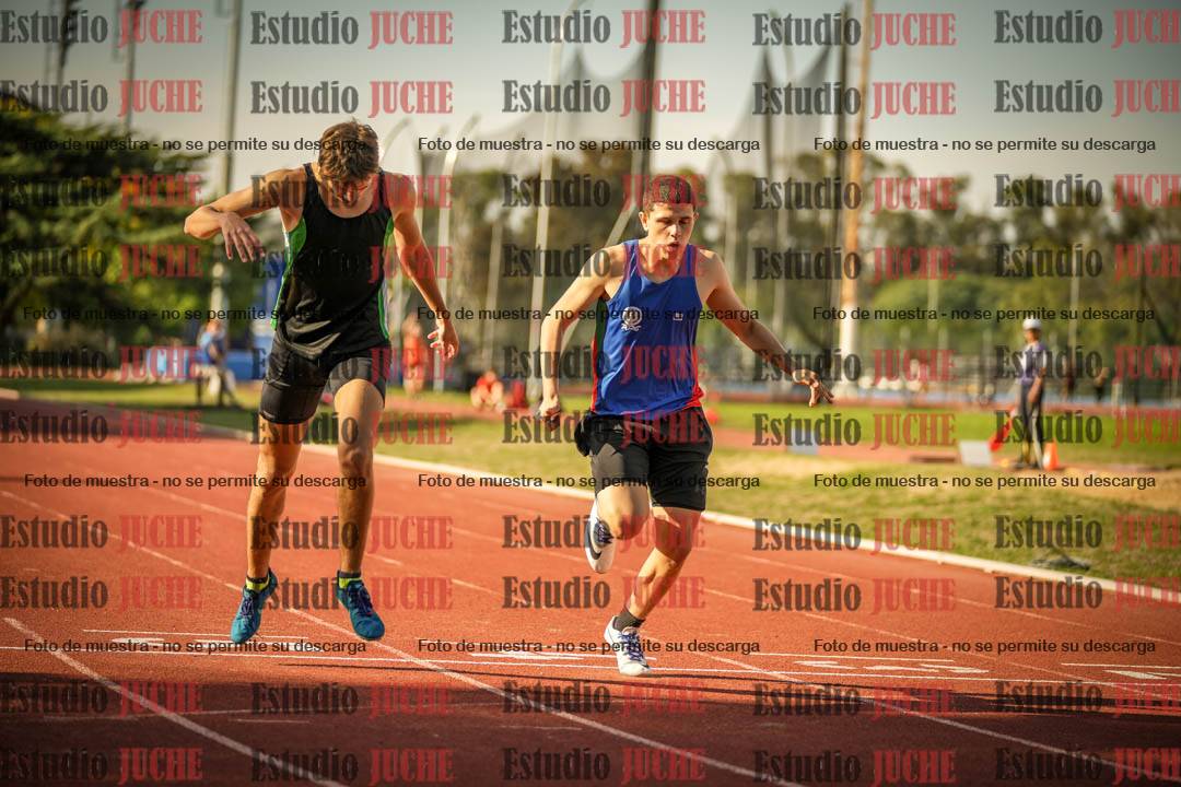 Fotos de los 400 m llanos de varones