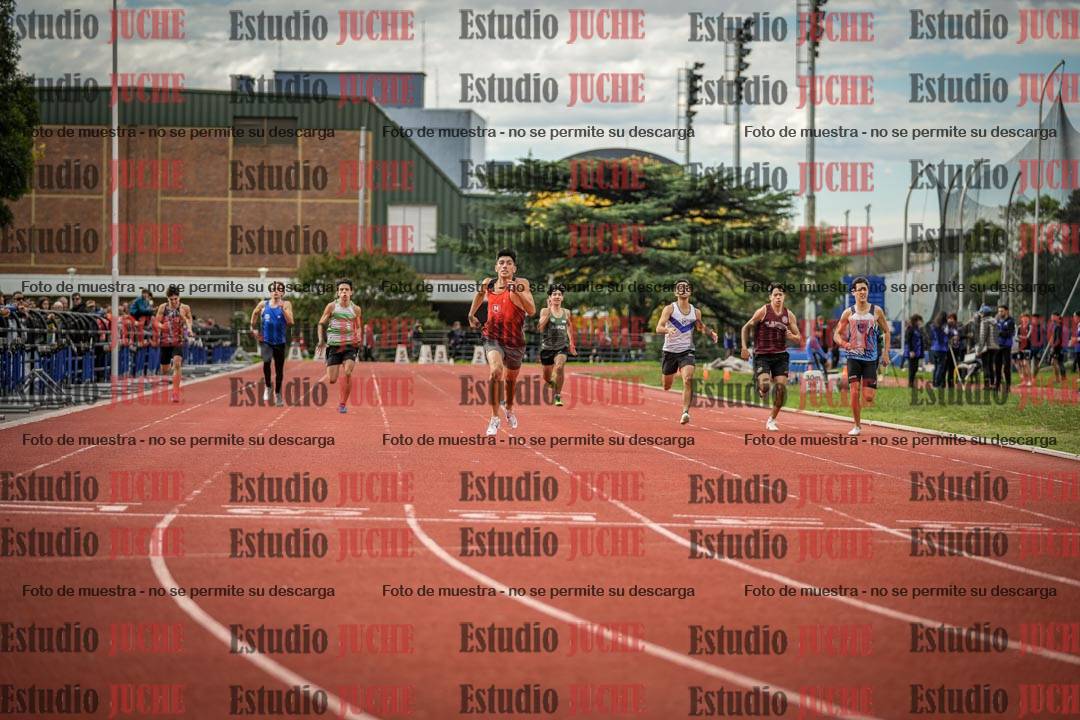 Fotos de los 400 m llanos de varones