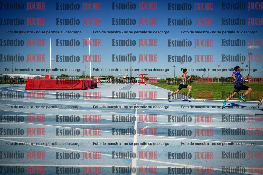 Fotos de los 150 m llanos de varones