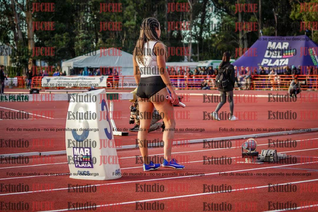 Fotos de los relevos 4x400 m de mujeres