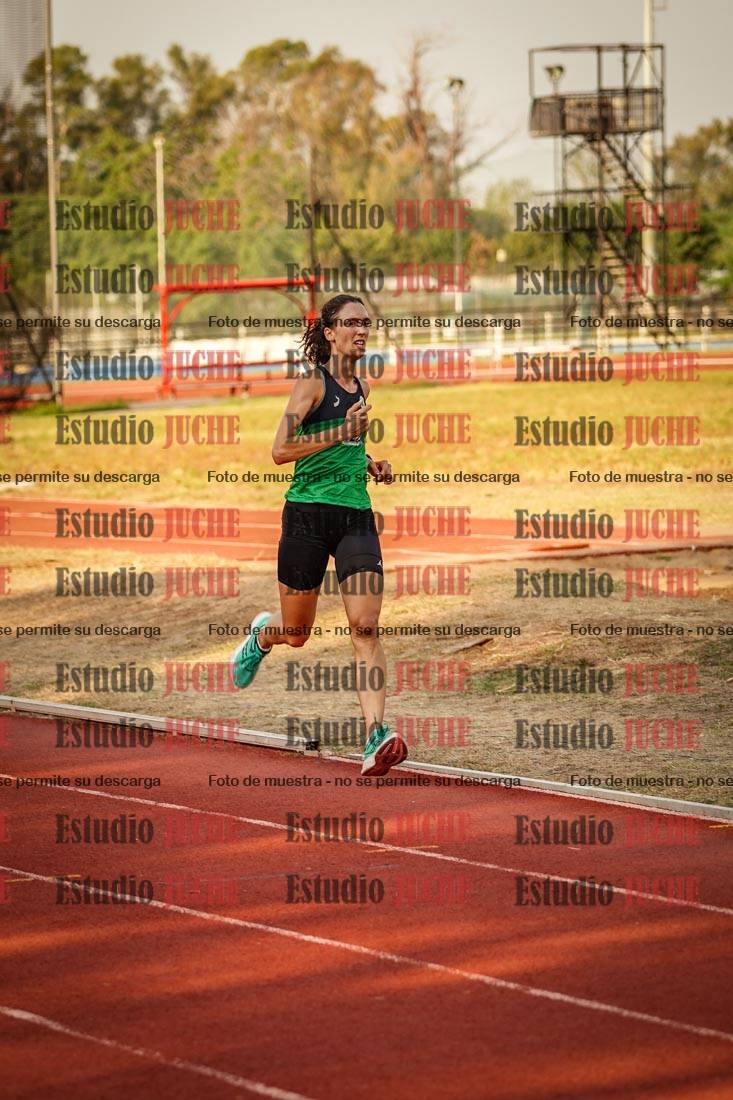 Fotos de los 5000 m llanos de mujeres y varones