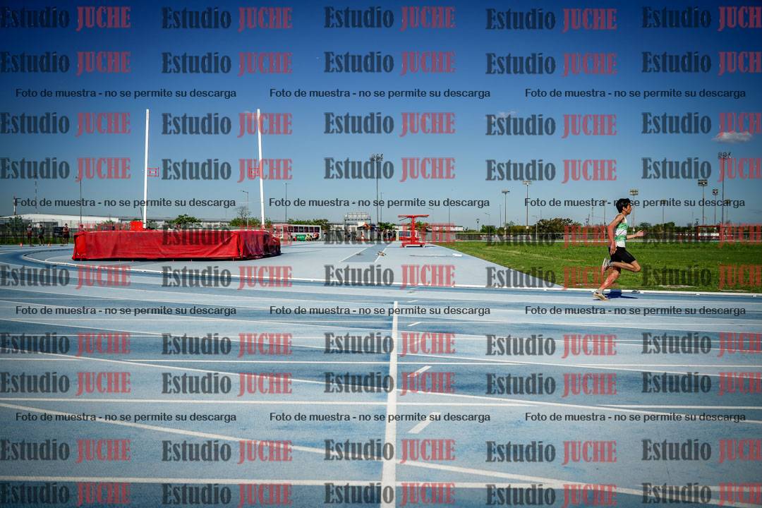 Fotos de los 150 m llanos de varones