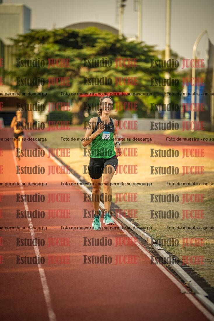 Fotos de los 5000 m llanos de mujeres y varones