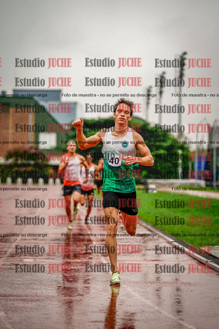 Fotos de los 800 m de varones