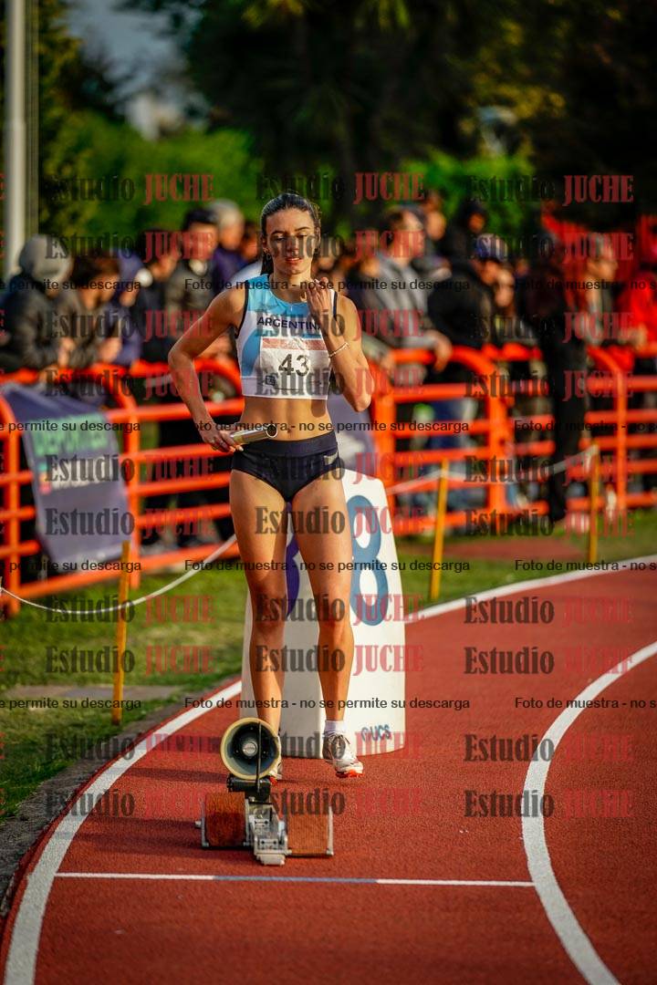 Fotos de los relevos 4x400 m de mujeres