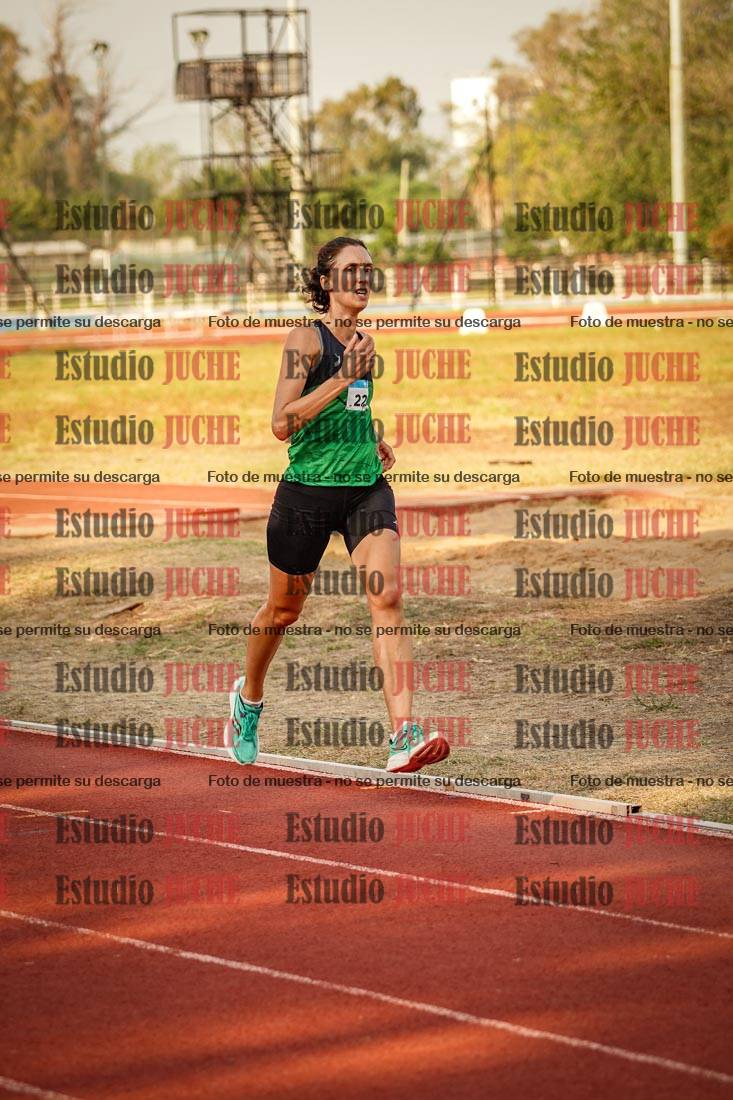 Fotos de los 5000 m llanos de mujeres y varones
