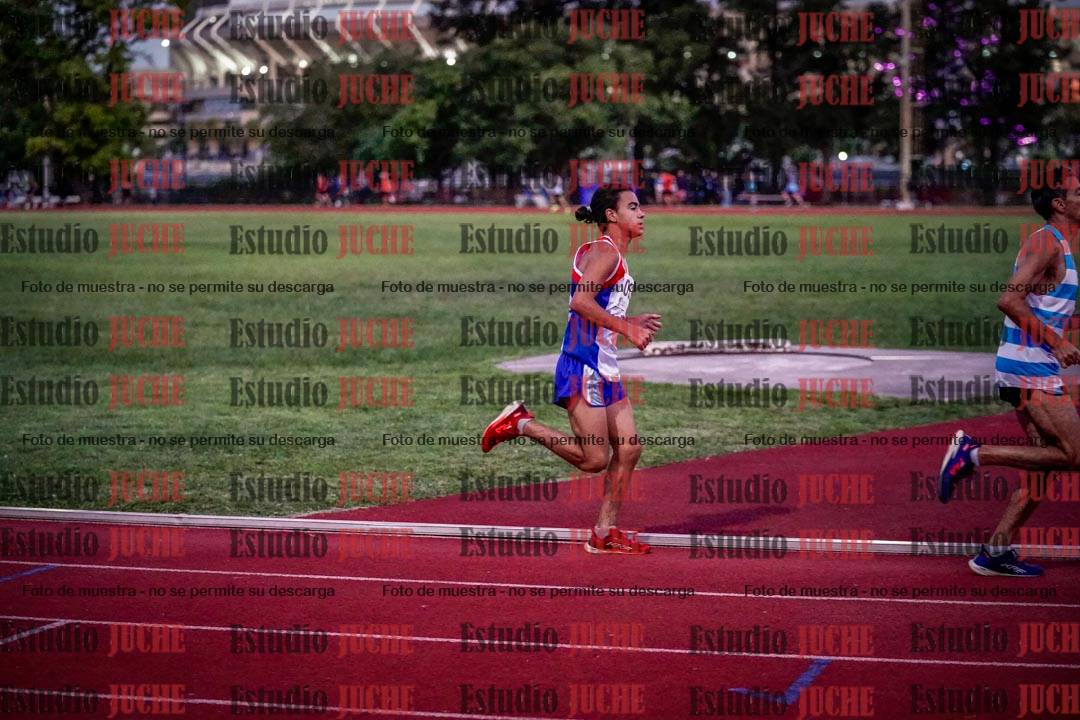 Fotos de los 1500 m llanos de varones