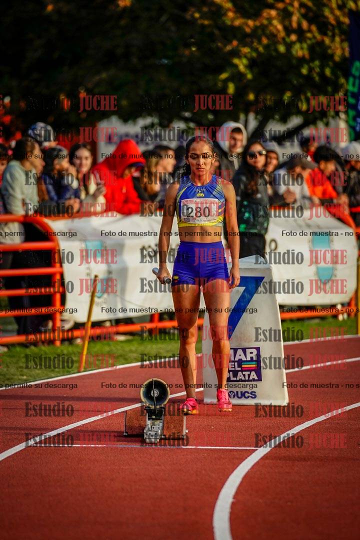 Fotos de los relevos 4x400 m de mujeres