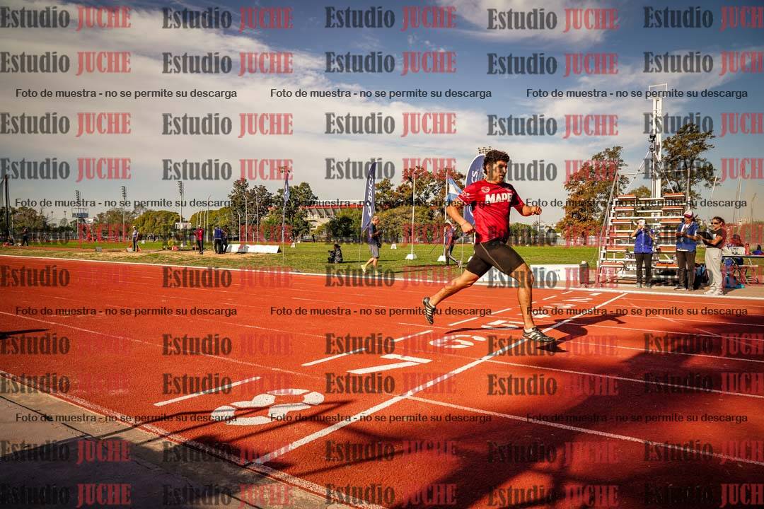 Fotos de los 400 m llanos de varones