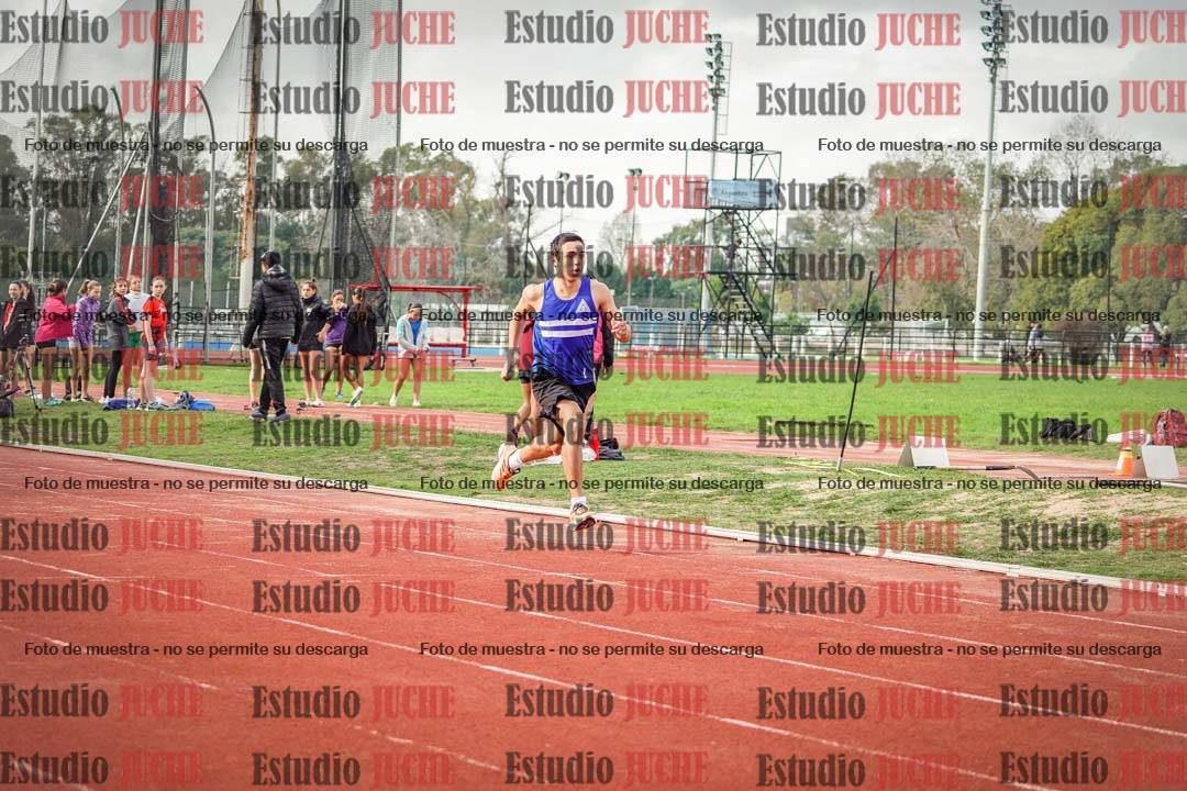 Fotos de los 400 m llanos de varones
