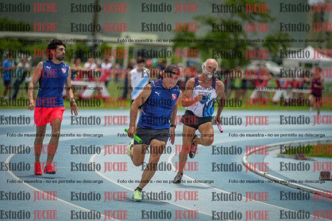 Fotos de las postas 4x200 m llanos de varones