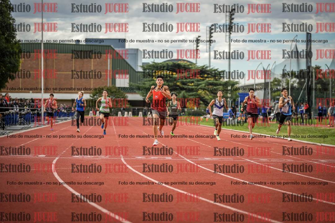 Fotos de los 400 m llanos de varones