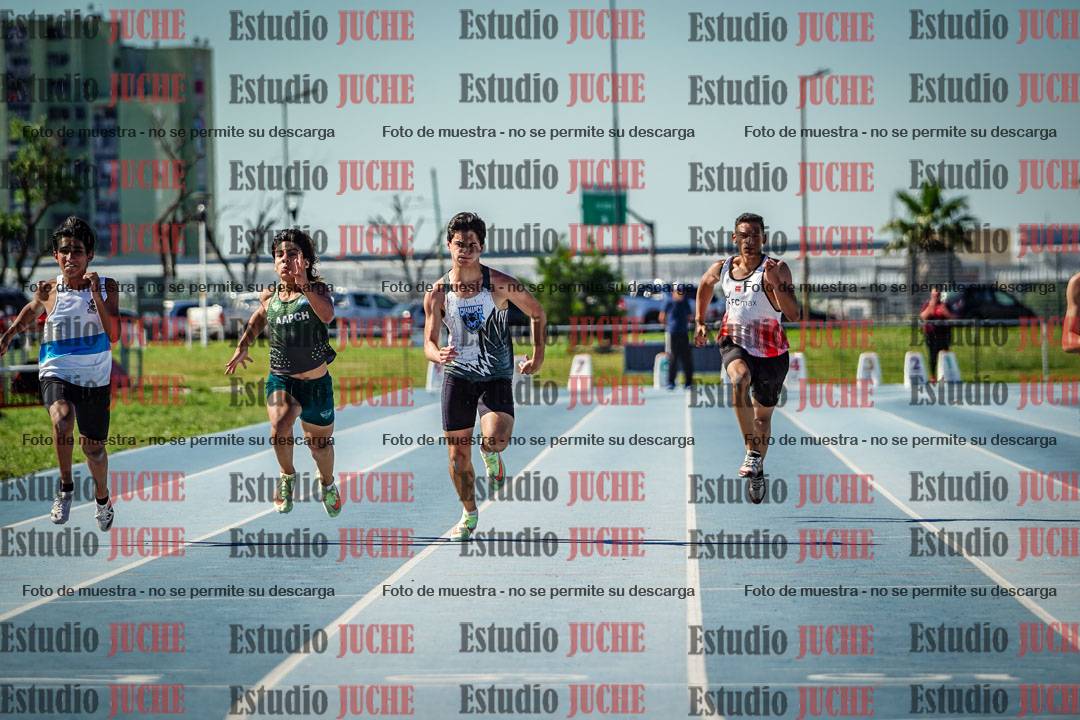 Fotos de los 150 m llanos de varones