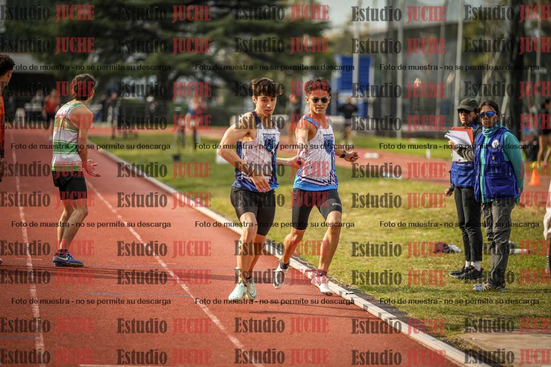 Fotos de las postas 4x400 m llanos de varones