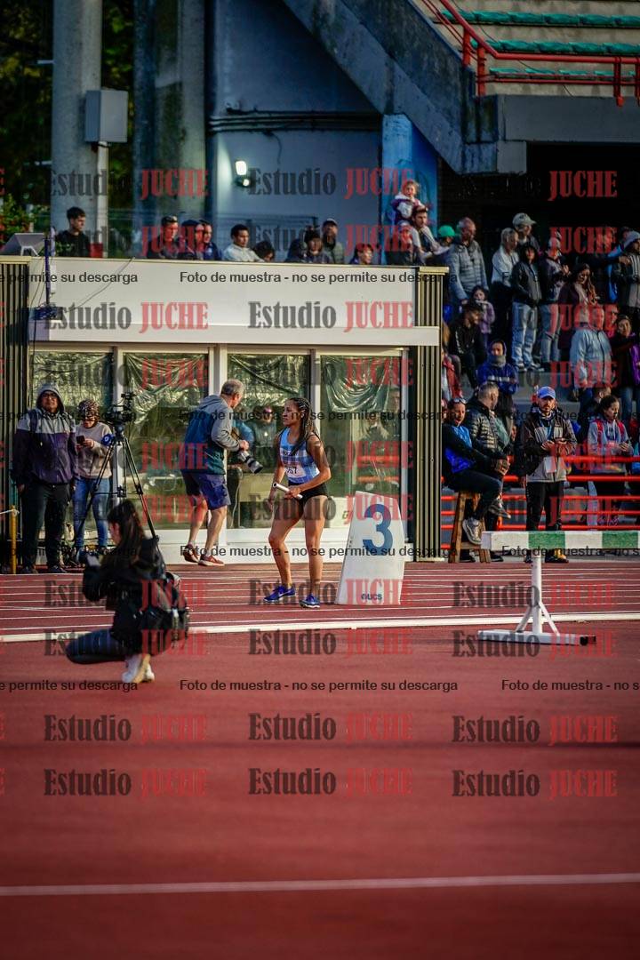 Fotos de los relevos 4x400 m de mujeres