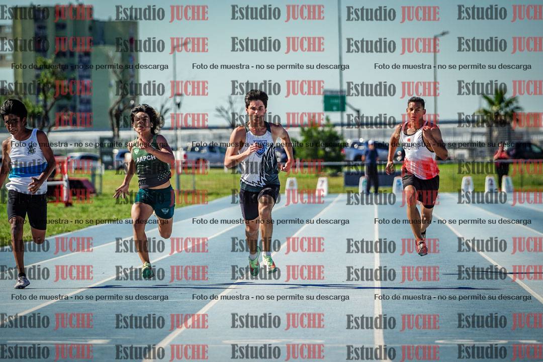 Fotos de los 150 m llanos de varones