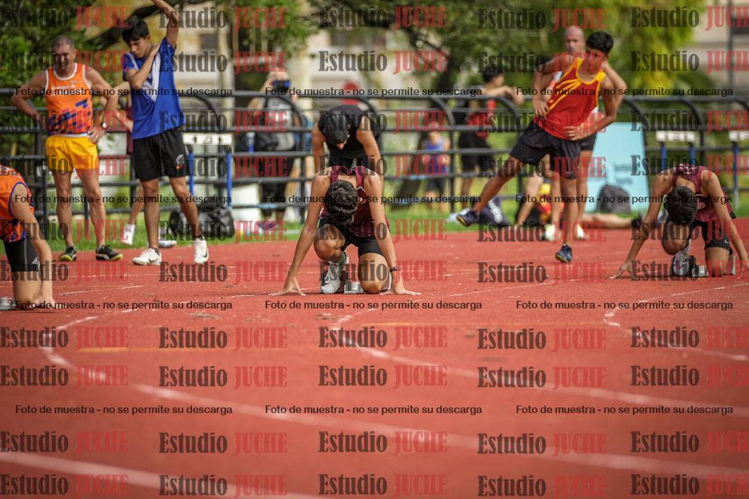 Fotos de los 200 m llanos de varones