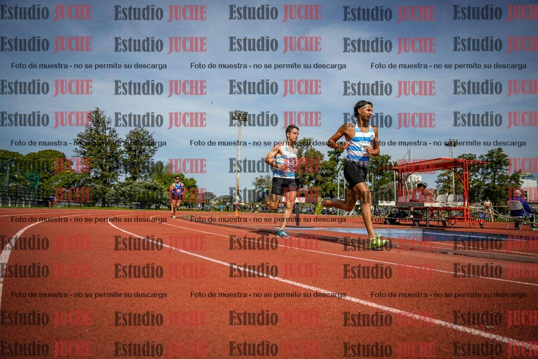 Fotos de los 3000 m llanos de varones