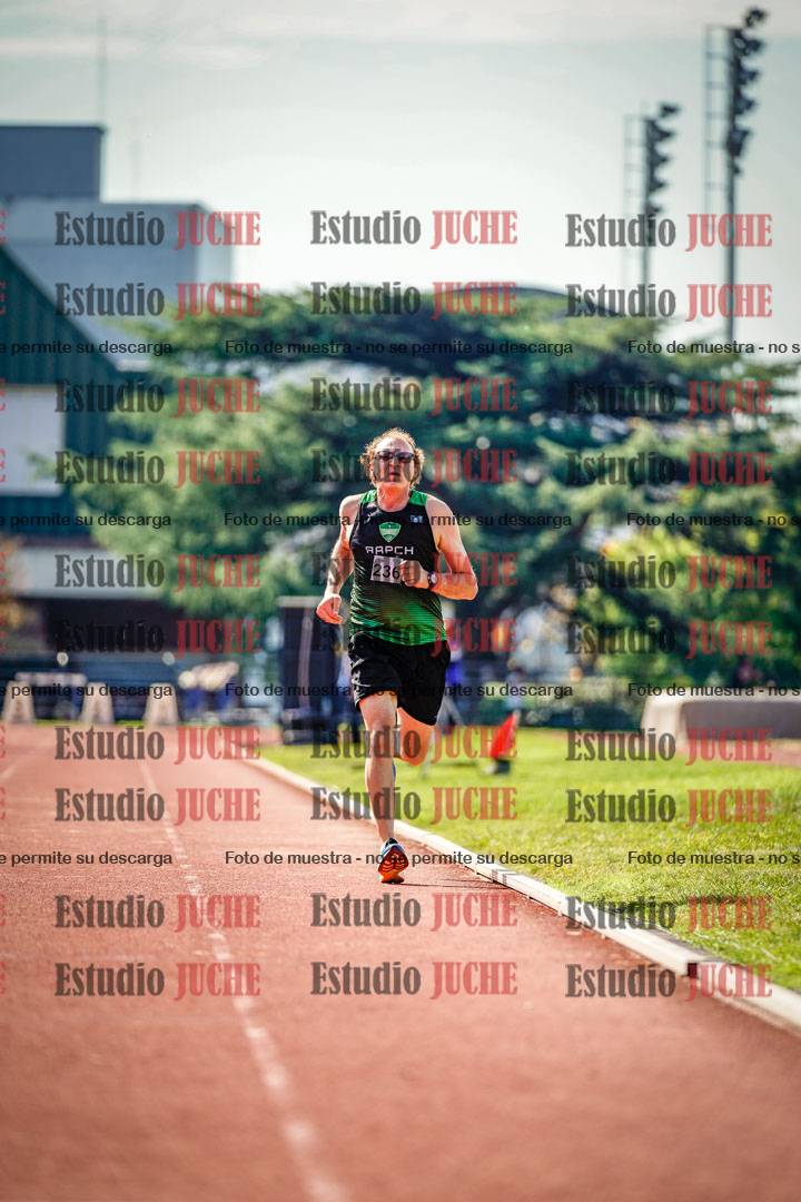 Fotos de los 800 m llanos de varones