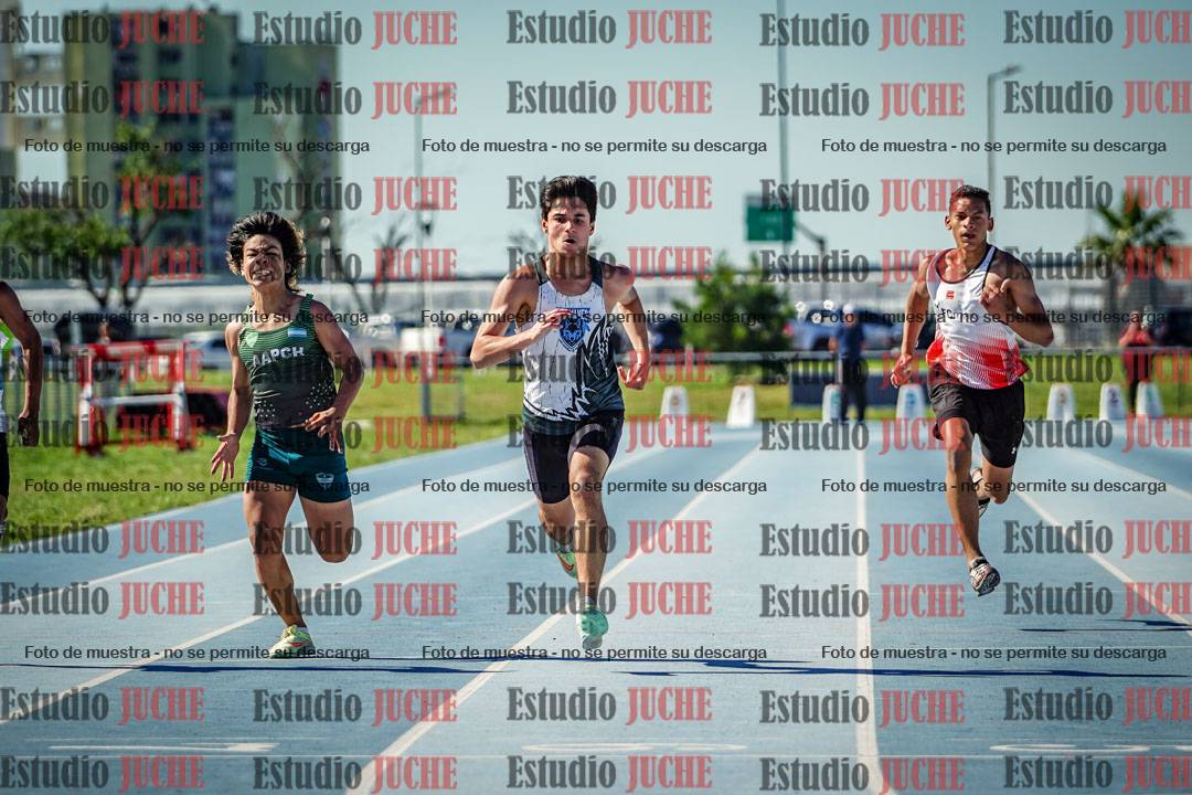 Fotos de los 150 m llanos de varones