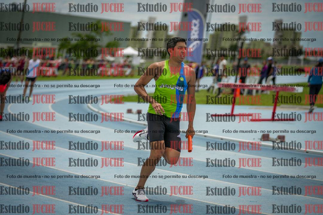 Fotos de las postas 4x200 m llanos de varones