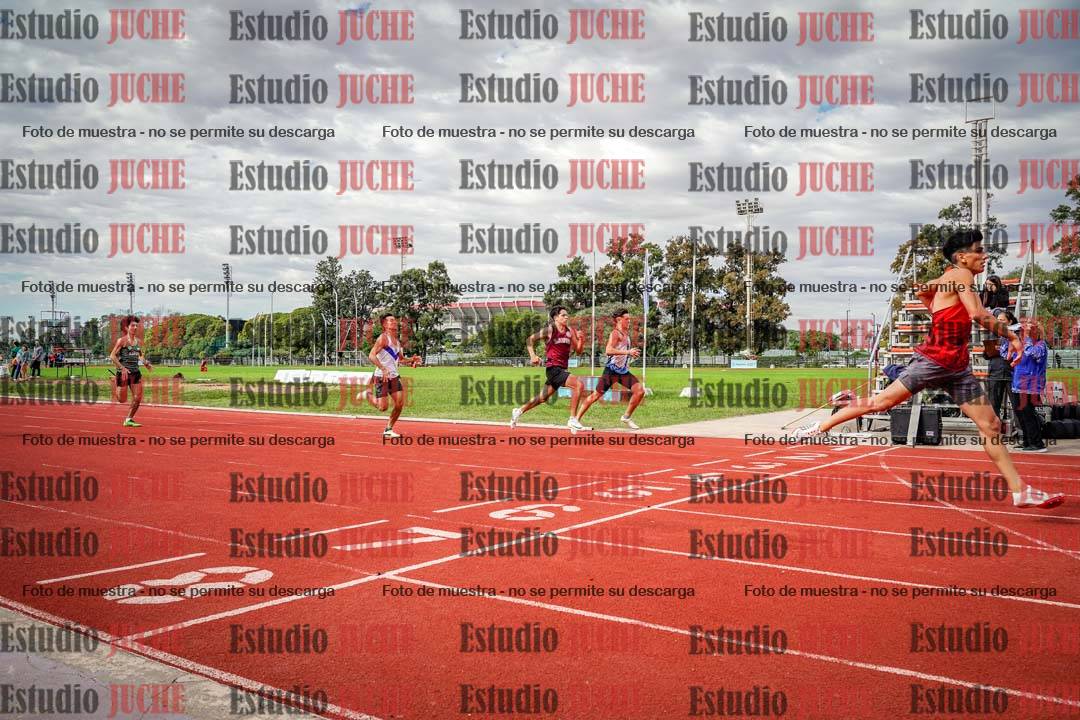 Fotos de los 400 m llanos de varones