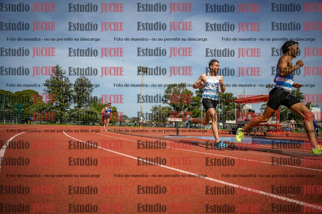 Fotos de los 3000 m llanos de varones