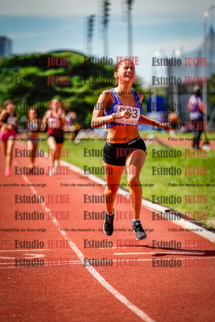 Fotos de los 600 m de mujeres