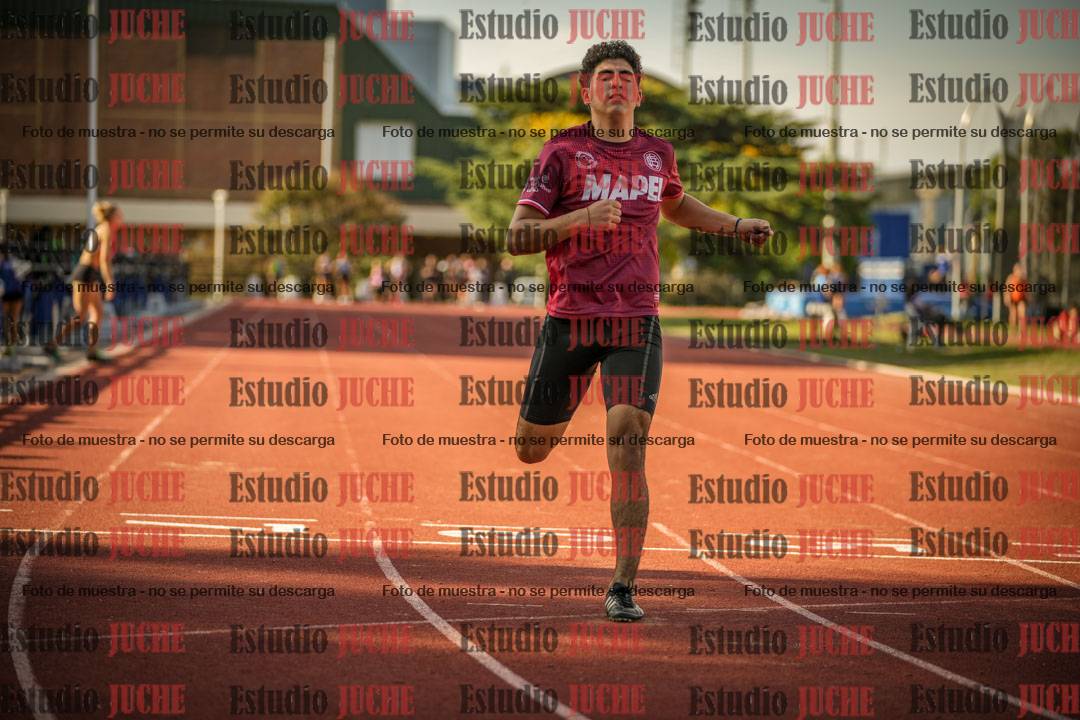 Fotos de los 400 m llanos de varones