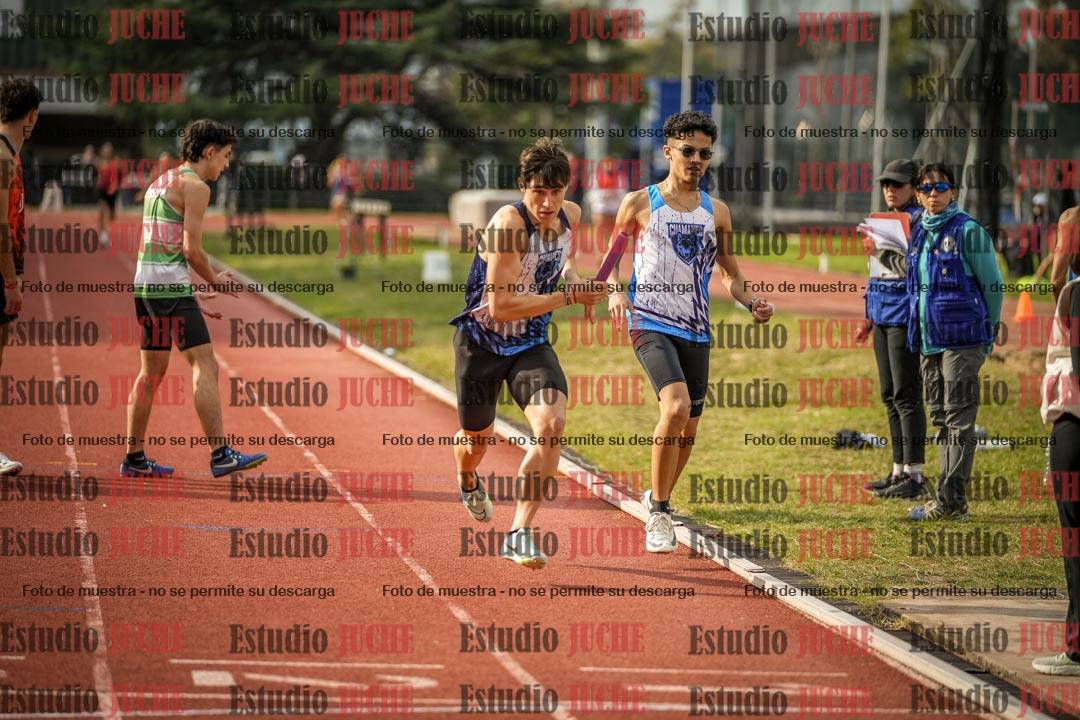 Fotos de las postas 4x400 m llanos de varones